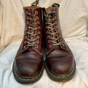 Dr. Martens 1460 Made in England lace up boots